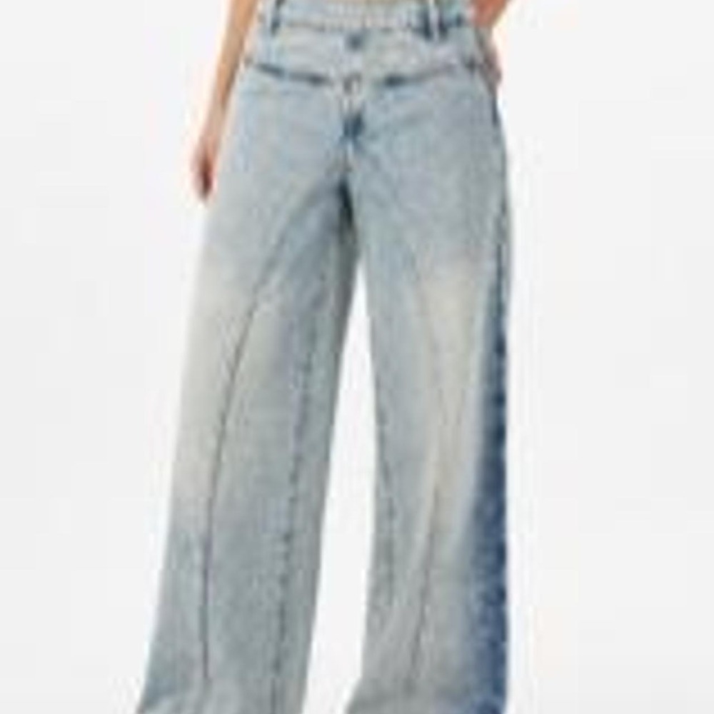 Women's Light wash Wide Leg Double Layer Denim Jeans with a Relaxed Fit